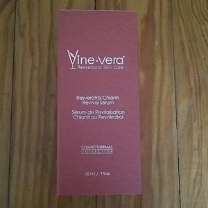 Vine Vera Revival Serum